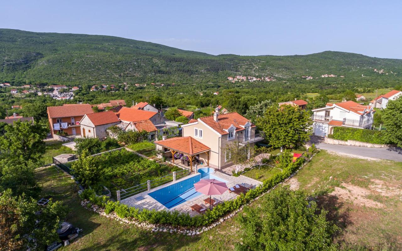 Holiday Home Memories And Joy Imotski Exterior foto